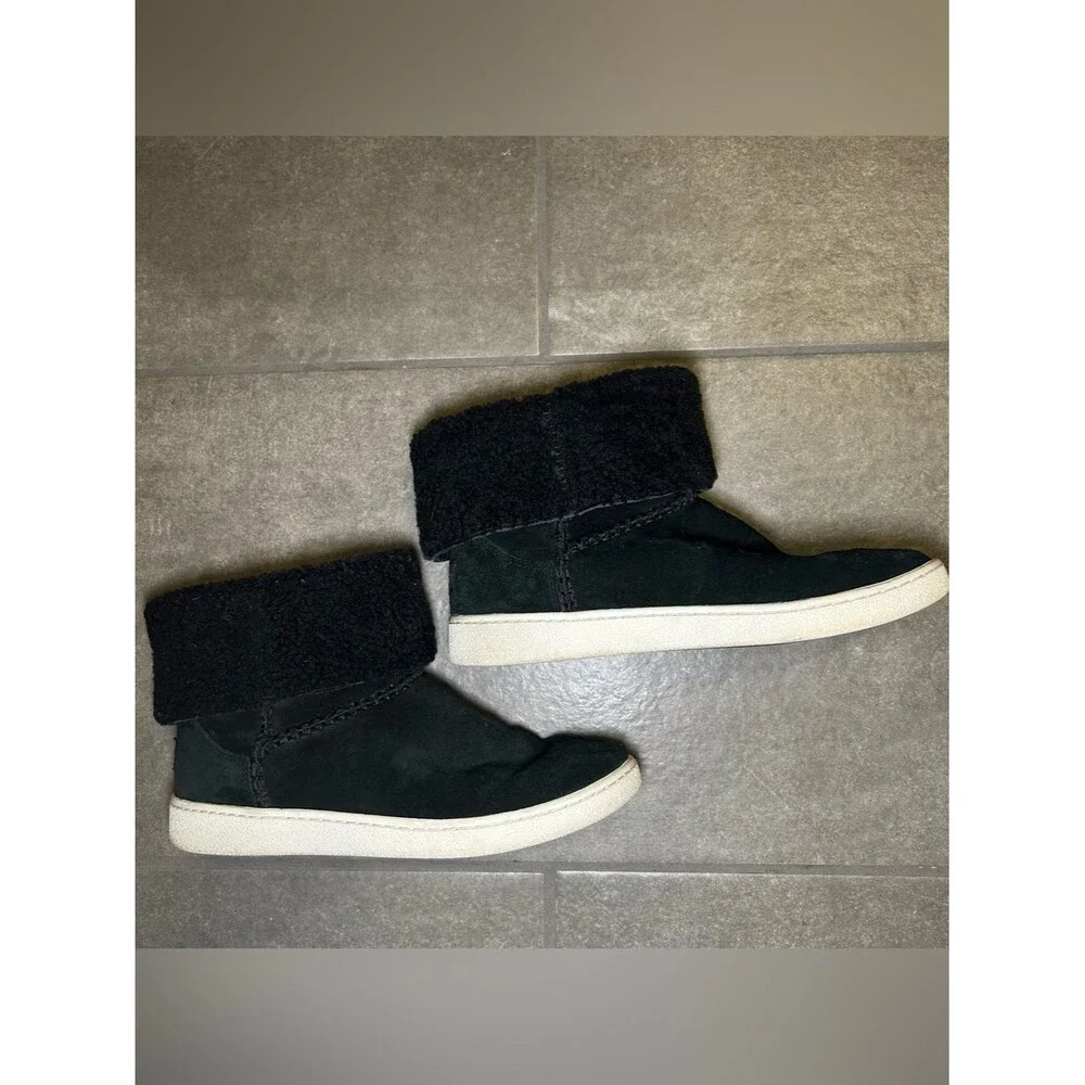 UGG Mika Black Suede Slip On Winter Cuffed Sneaker Snow Boots Womens Shoe Size 8